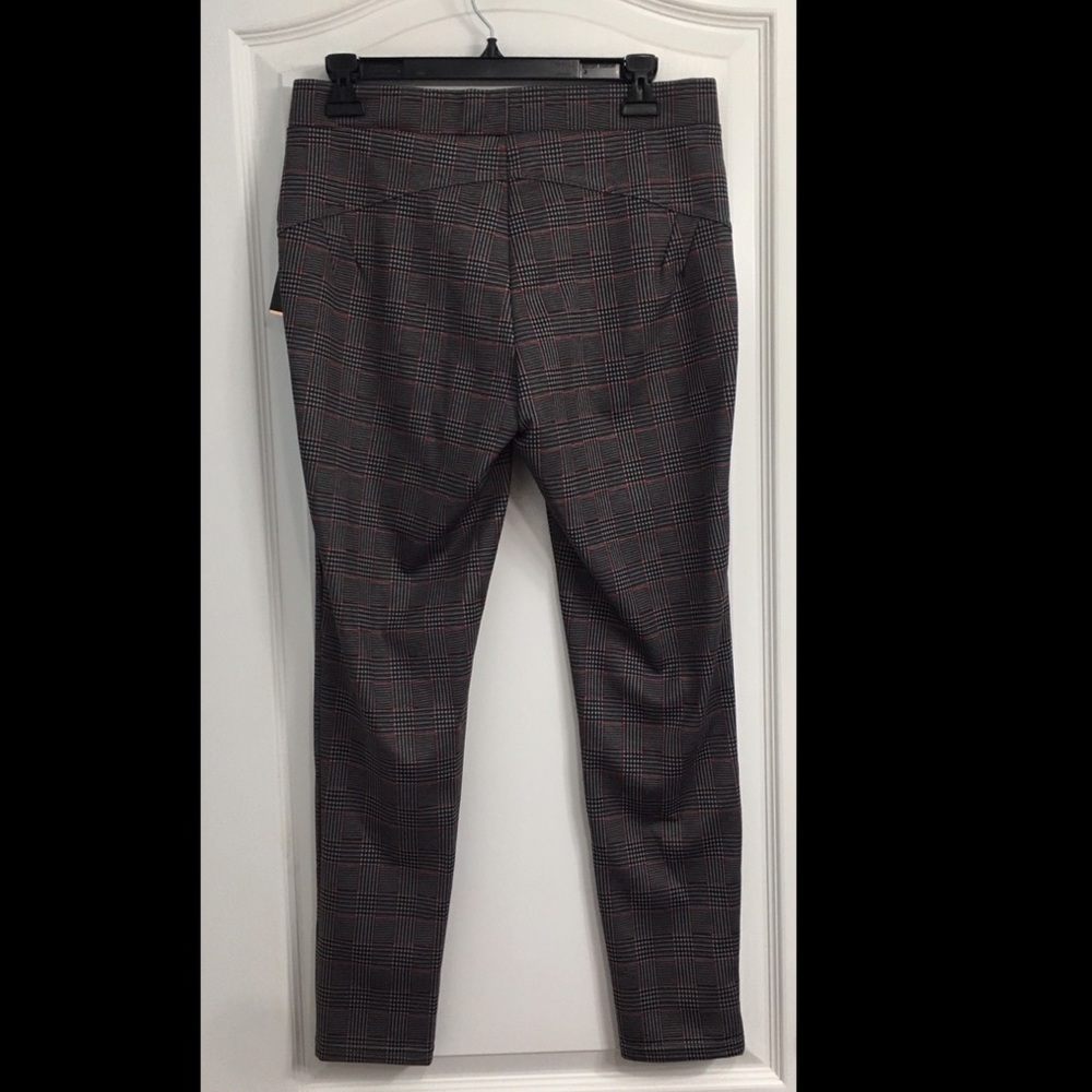 af studio pants - Picture 5 of 5
